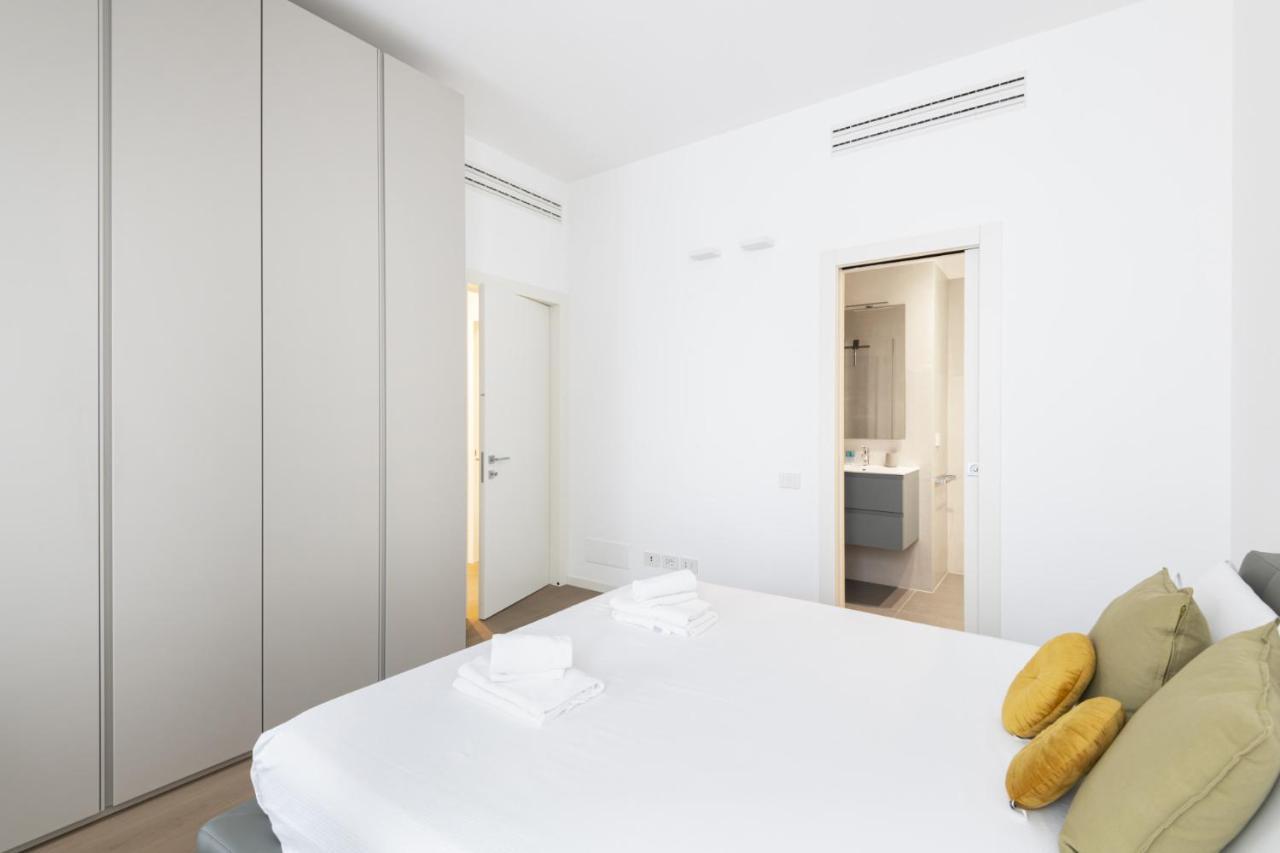 Easylife - Lussuosa Dimora Con Rooftop Condominiale Vista Duomo Milano Ngoại thất bức ảnh