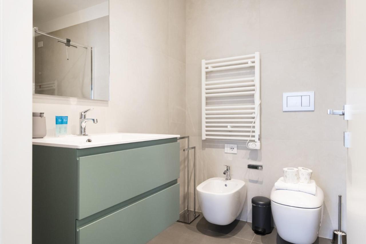 Easylife - Lussuosa Dimora Con Rooftop Condominiale Vista Duomo Milano Ngoại thất bức ảnh